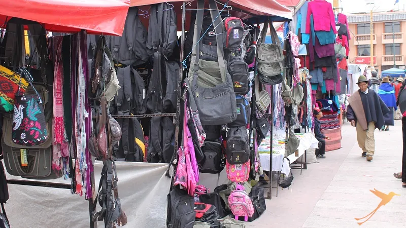 clothes and handcrafts marcet in Riobamba