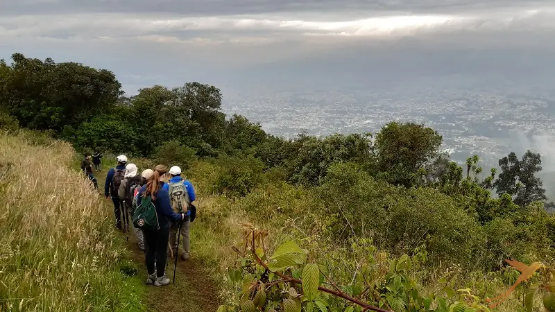 Landscape and views during the Ilalo hike