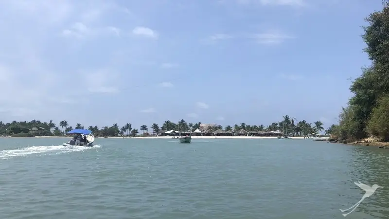 boat tour at the coast of Portete Island