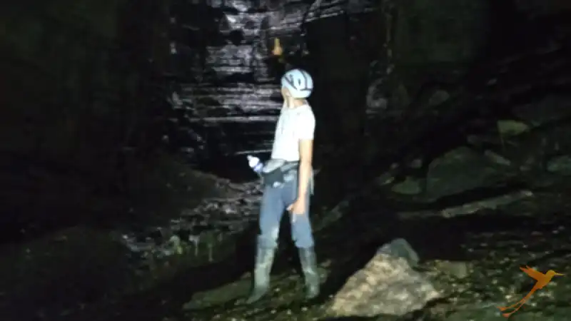 exploring the Tayos Caves from inside