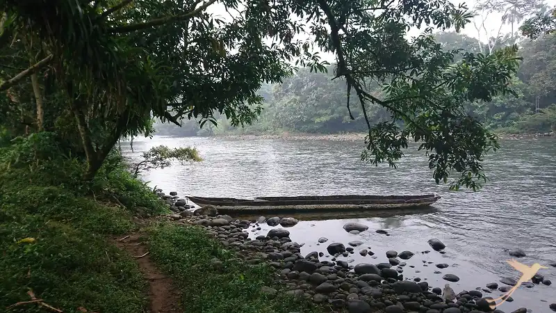 canoe on the river Puyo