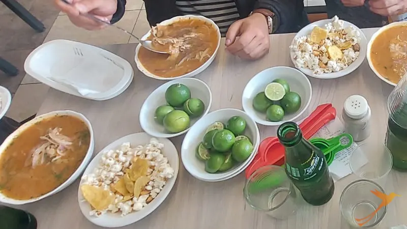 El encebollado es un desayuno típico ecuatoriano