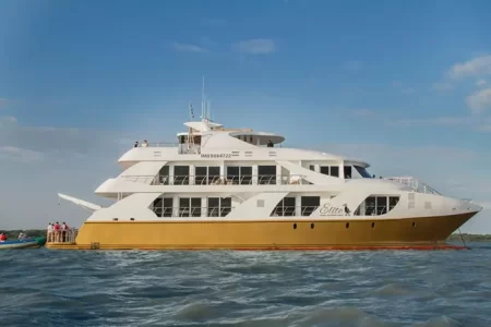 Galapagos yacht Elite from the side