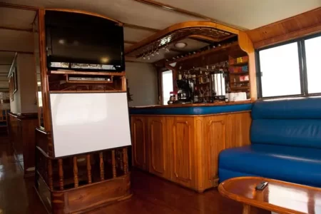 bar of the Galapagos yacht Fragata