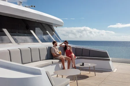 cubierta de Observation del yate Hermes