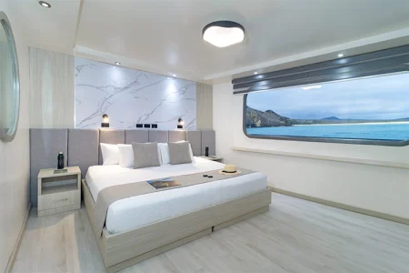 cabina doble del trimarán Galpagos Horizon