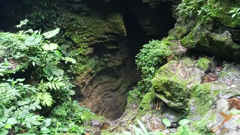 entrance to the Tayos caves